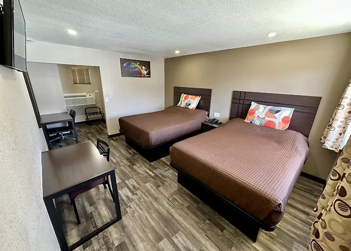 West Inn Nau - Downtown Flagstaff